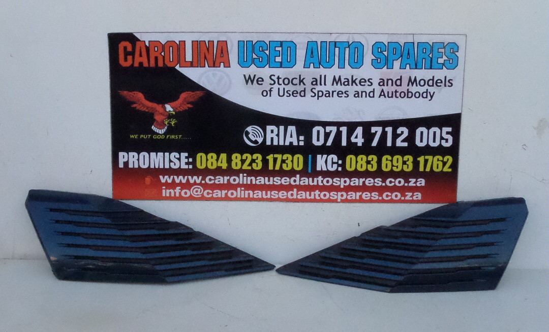 Peugeot 3008/5008 left and right side upper bumper cover (left remaining) - Private Seller