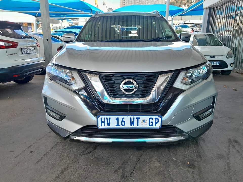 2019 NISSAN X-TRAIL 2.5 4X4 AUTOMATIC 2019 NISSAN X-TRAIL 2.5 4X4 AUTOMATIC