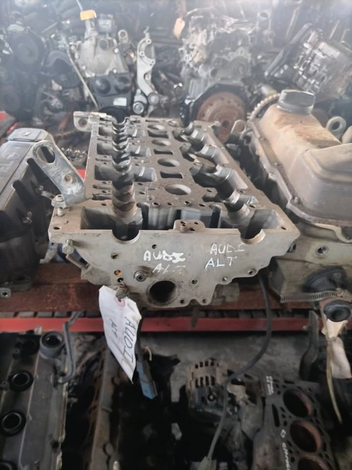 Audi alt Head cylinder - Private Seller Audi alt Head cylinder - Private Seller