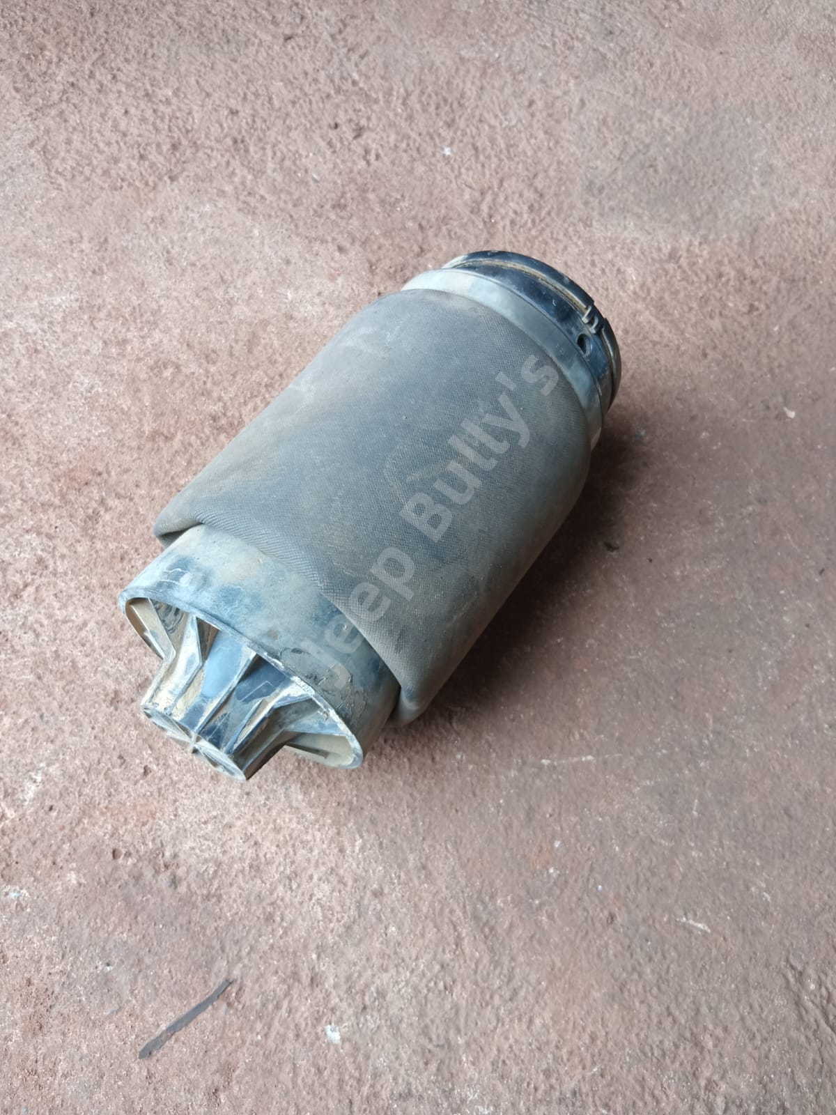 Rear Air Bellow (Used) Jeep Grand Cherokee WK2 - Private Seller Rear Air Bellow (Used) Jeep Grand Cherokee WK2 - Private Seller