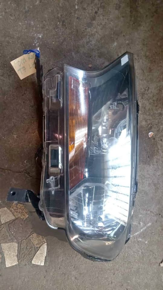 Ford ranger t7 2018 lhs headlight - Private Seller Ford ranger t7 2018 lhs headlight - Private Seller