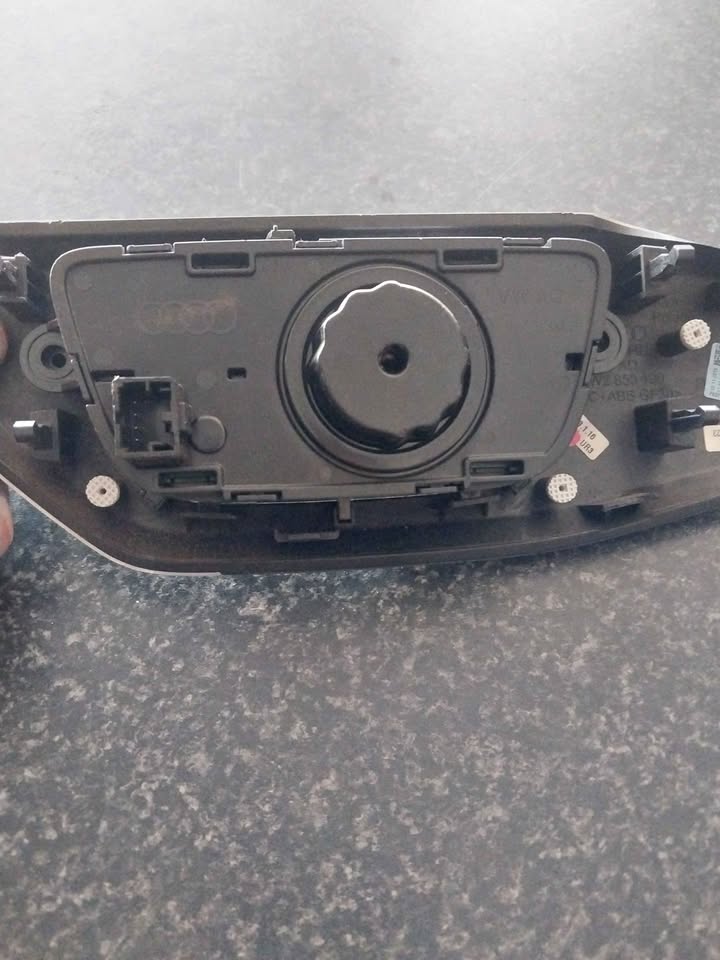 Audi A4 B9 Headlights switch - Private Seller
