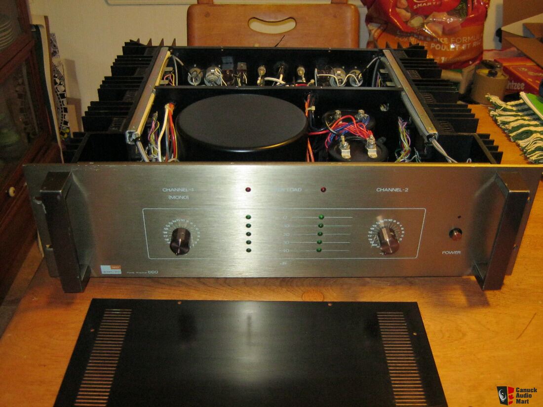 FOSTEX A-600 STEREO POWER AMPLIFIER
