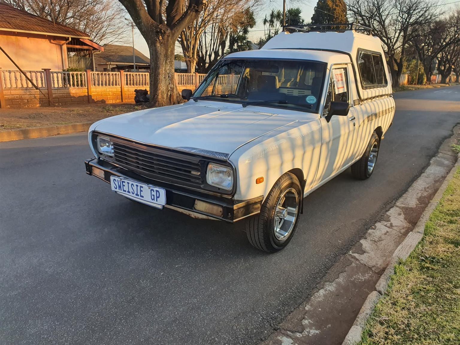 NISSAN 1400 WITH MAGS AND CANOPY - Private Seller NISSAN 1400 WITH MAGS AND CANOPY - Private Seller