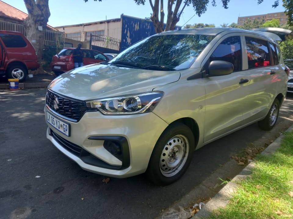 2021 Suzuki Ertiga 1.5 Petrol, Manual Transmission, Gold Color, Mileage