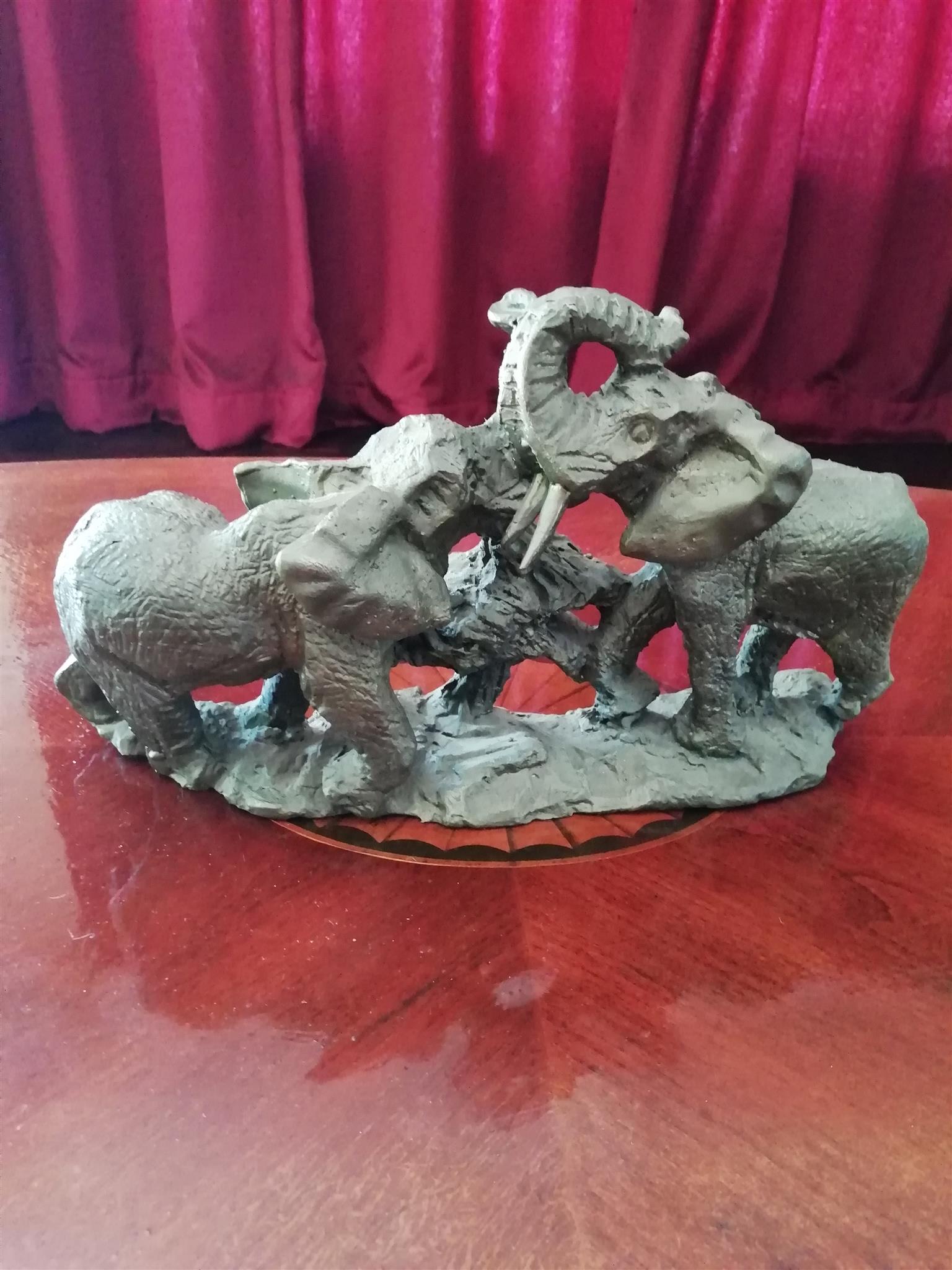 BARGAIN  BARGAIN  Statue of two african elephants solid bronze BARGAIN  BARGAIN  Statue of two african elephants solid bronze