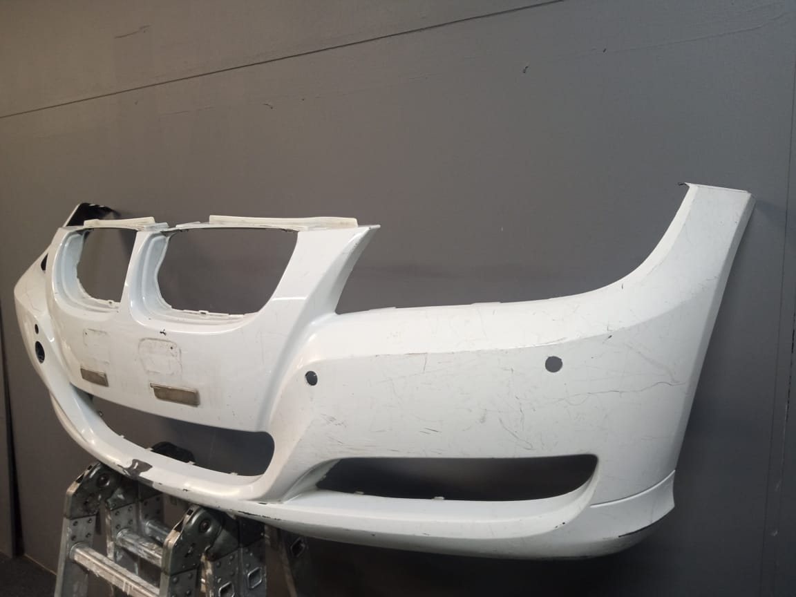 2007-2010 BMW E90 PREFACE FRONT BUMPER FOR SALE - Private Seller 2007-2010 BMW E90 PREFACE FRONT BUMPER FOR SALE - Private Seller