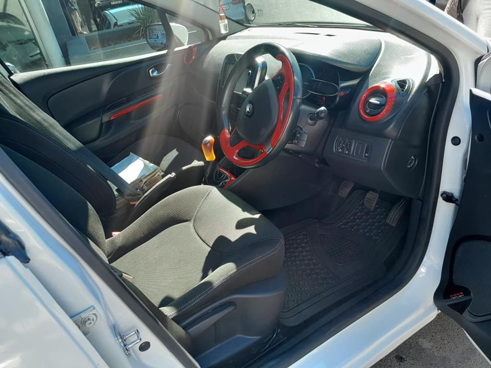 2017 RENAULT CLIO4 900T MANUAL