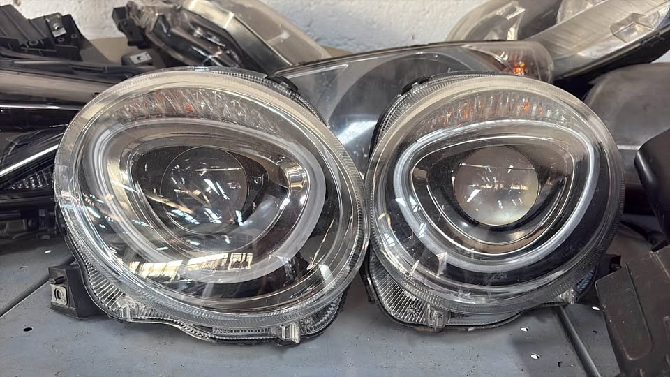 Fiat 500 headlights - Private Seller Fiat 500 headlights - Private Seller