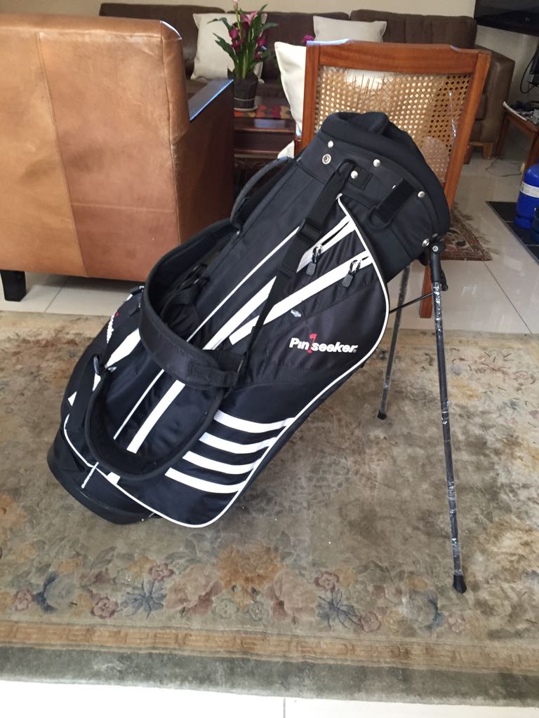 Pinseeker Golf Stand Bag - As new condition