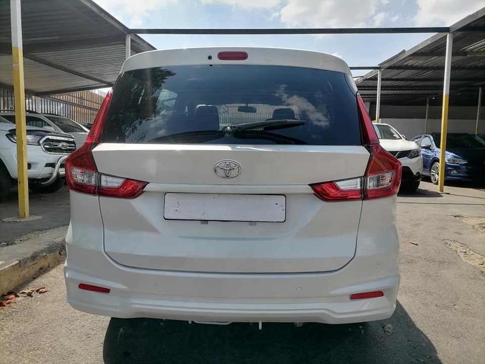 2022 Toyota Rumion 1.5 Seven seater