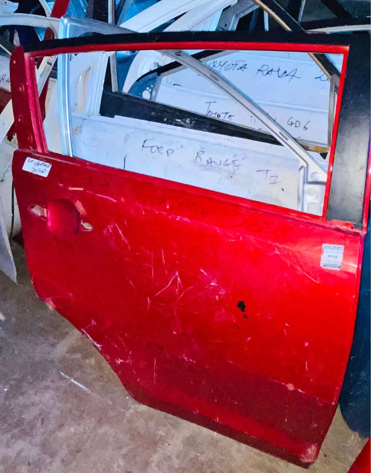 Kia Sportage back doors - Private Seller Kia Sportage back doors - Private Seller