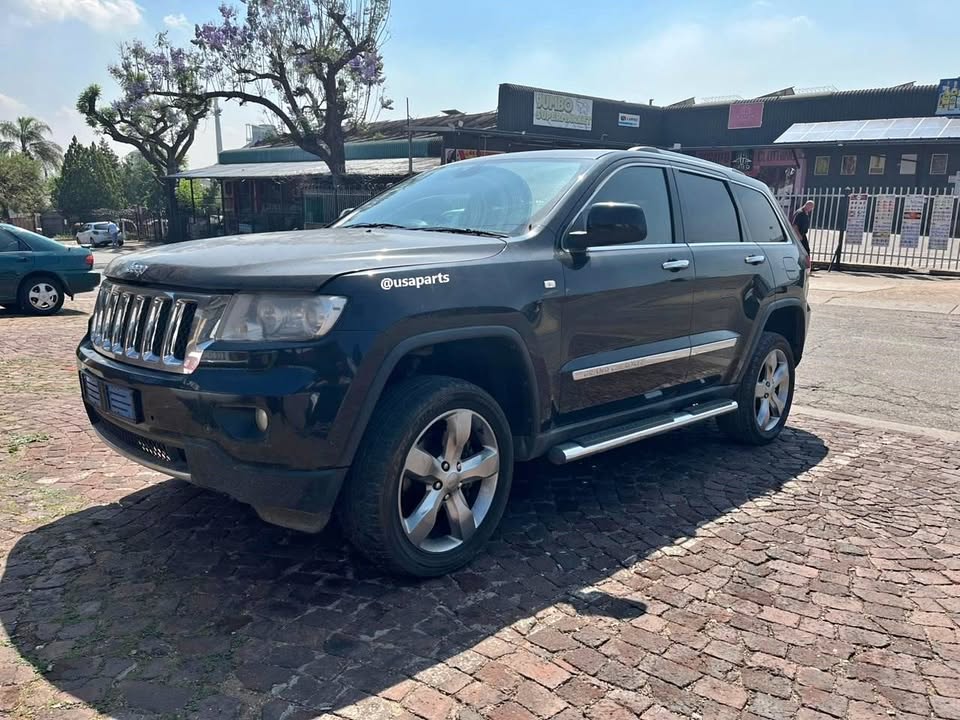 Jeep Grand Cherokee 3.6 WK2 – Spare Parts Available - Private Seller Jeep Grand Cherokee 3.6 WK2 – Spare Parts Available - Private Seller