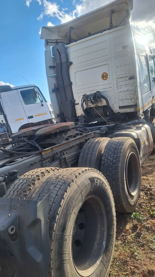 Volvo FMX Version4 globetrotter stripping for parts