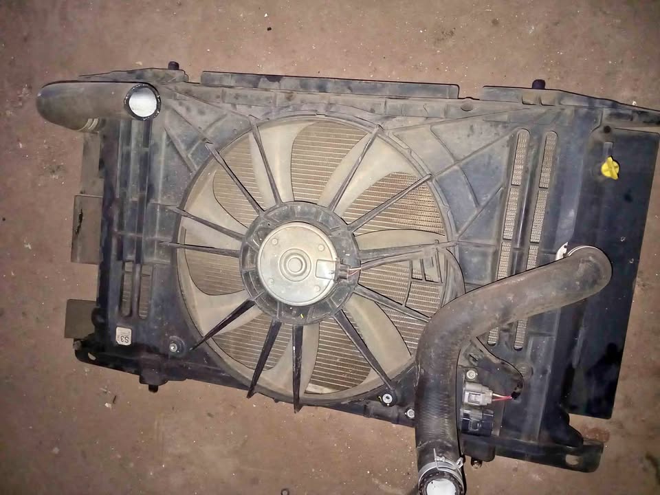 Toyota quest 1.6 complete radiator - Private Seller Toyota quest 1.6 complete radiator - Private Seller