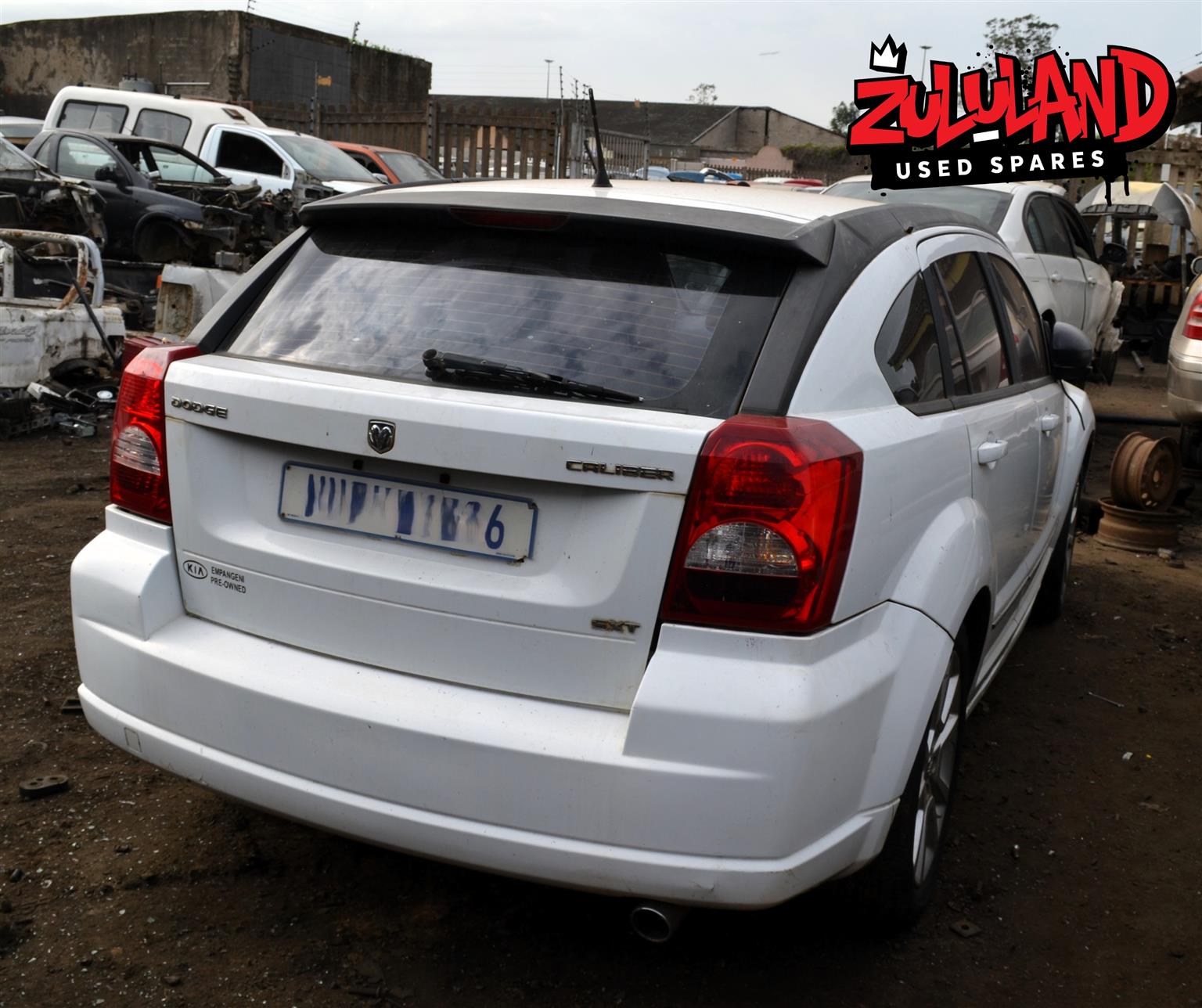 2011 Dodge Caliber SXT 2.0L - S tripping for Spares