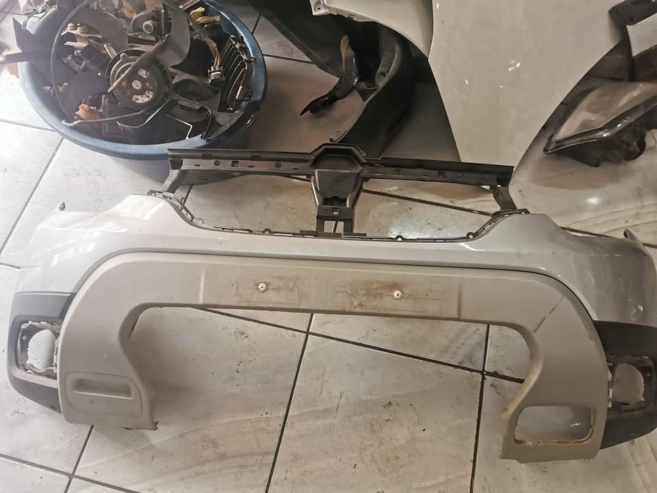 Renault Duster front bumper - Private Seller Renault Duster front bumper - Private Seller