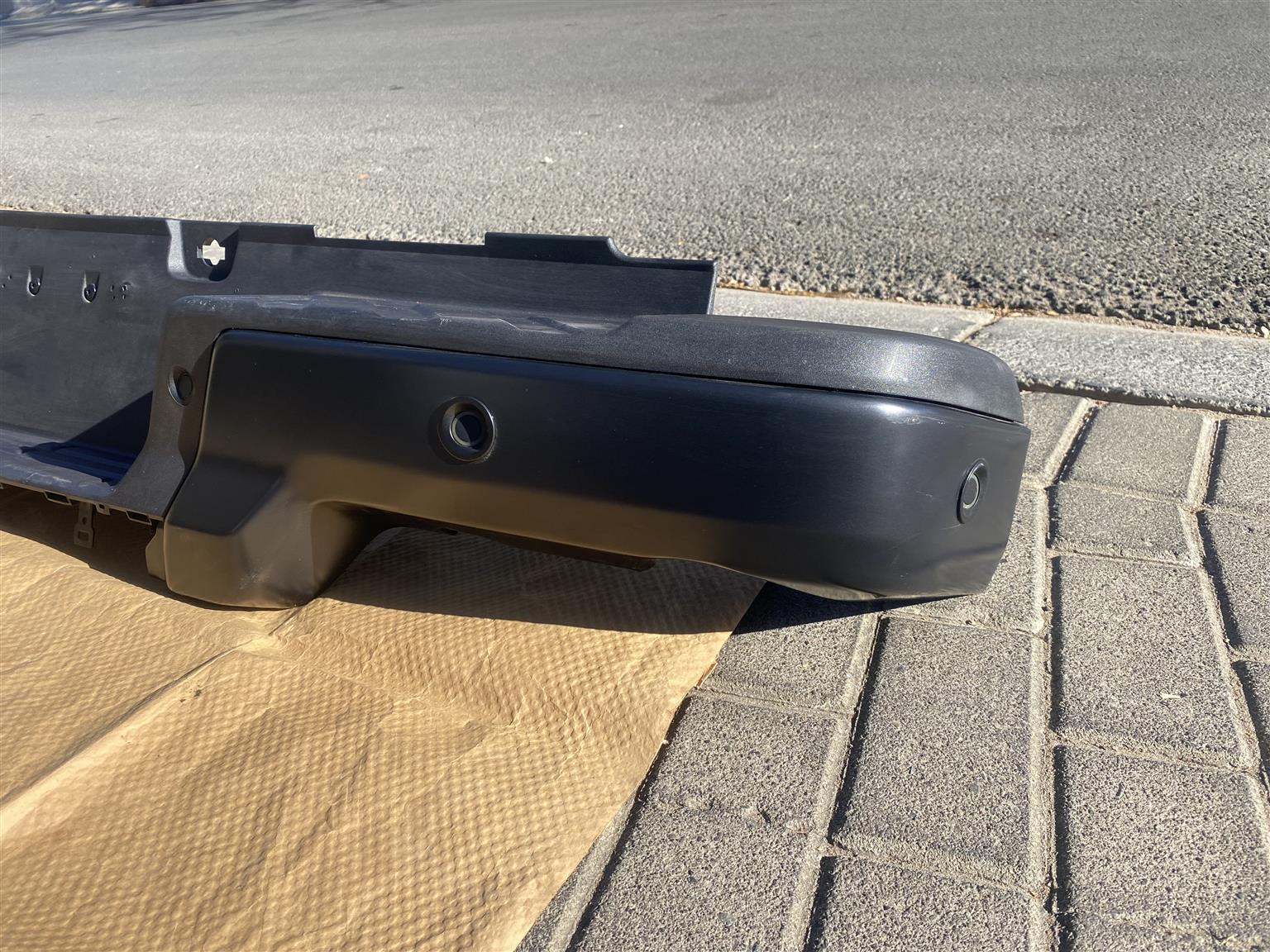 2024 FORD RANGER RAPTOR COMPLETE REAR BUMPER FOR SALE. IN PRISTINE ...