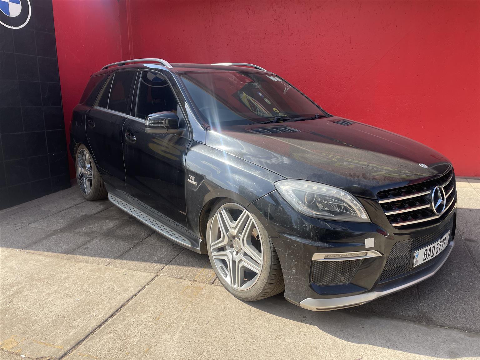 Mercedes ML63 stripping for spares - Private Seller Mercedes ML63 stripping for spares - Private Seller