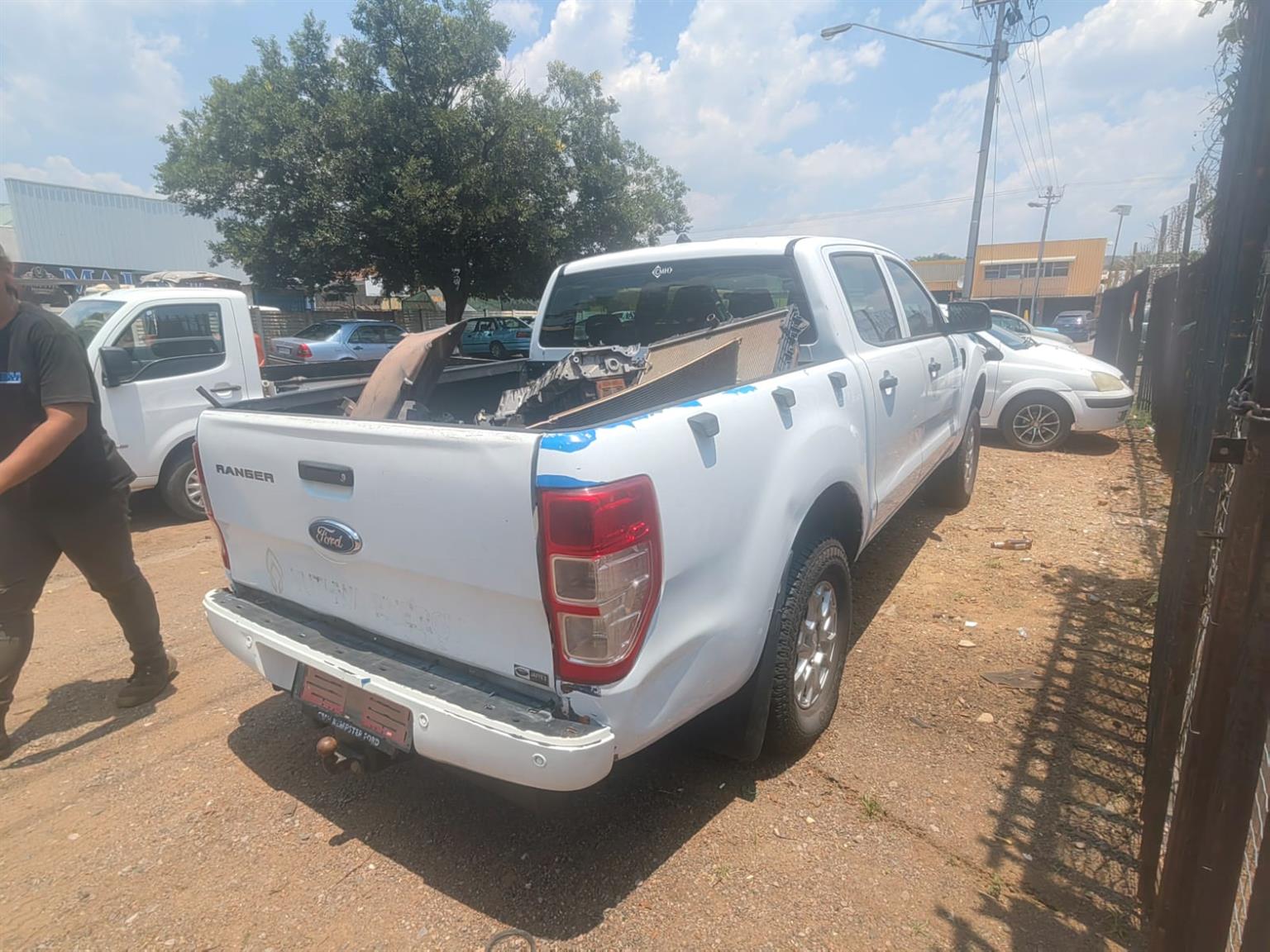 Ford Ranger XL 2.2 TDCI 2020 diesel automatic stripping for spares