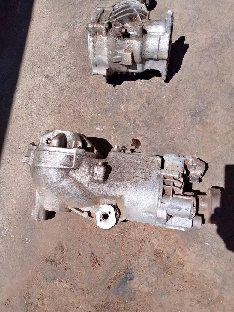 VOLVO XC90 D5 FRONT AND REAR TRANSFER CASE - Private Seller