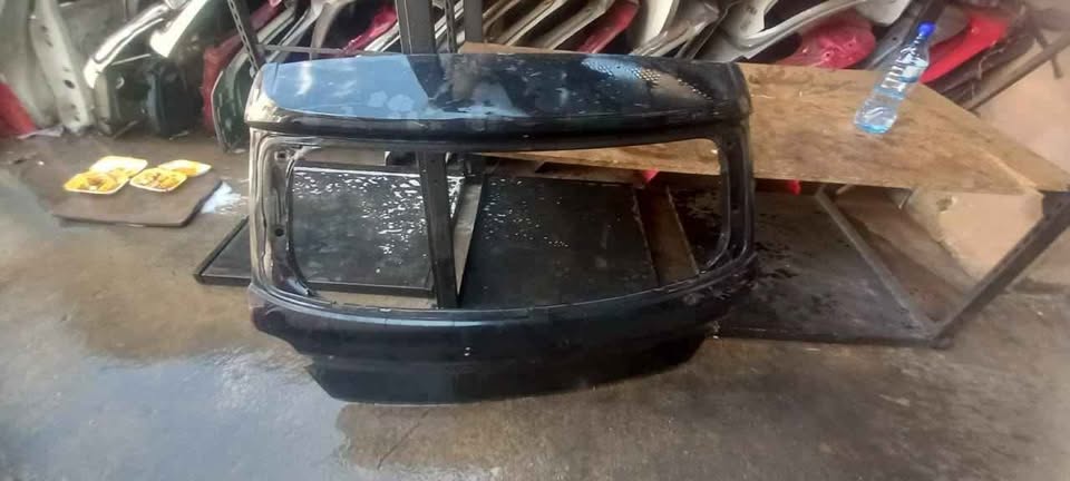 TAILGATE FOR HYUNDAI VENUE - Private Seller