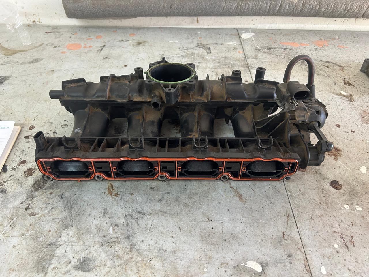 Audi Q3 intake manifold - Private Seller