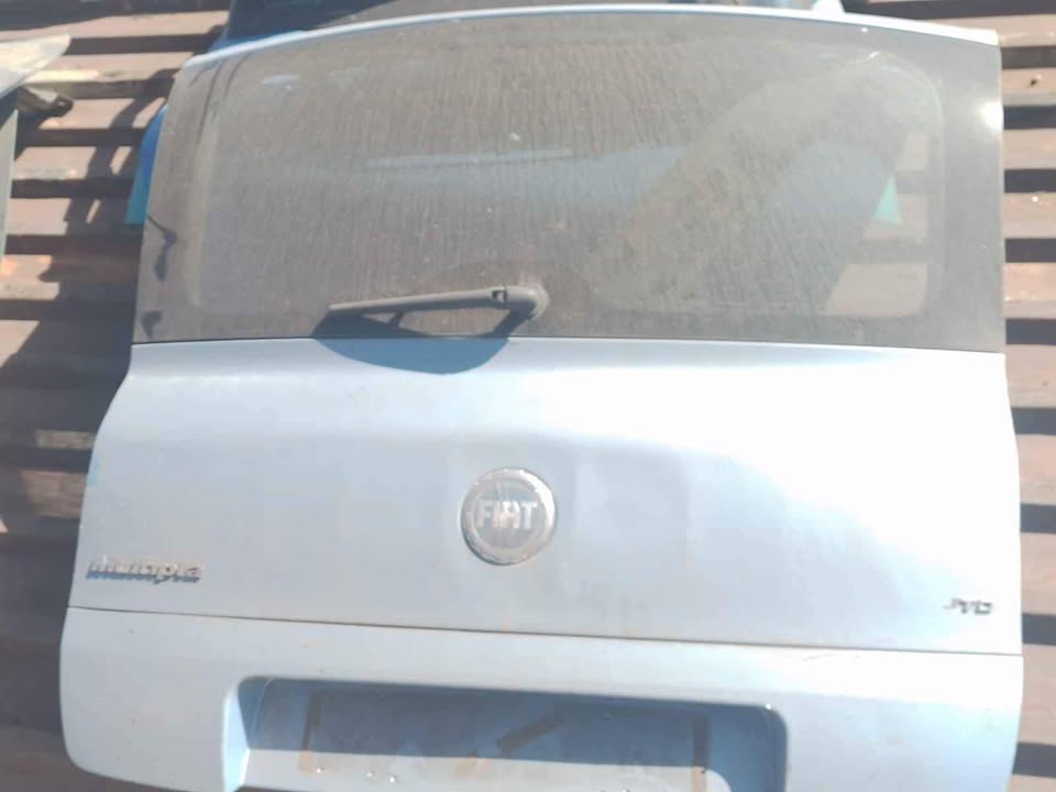 Fiat Multipla Bootlid - Private Seller Fiat Multipla Bootlid - Private Seller