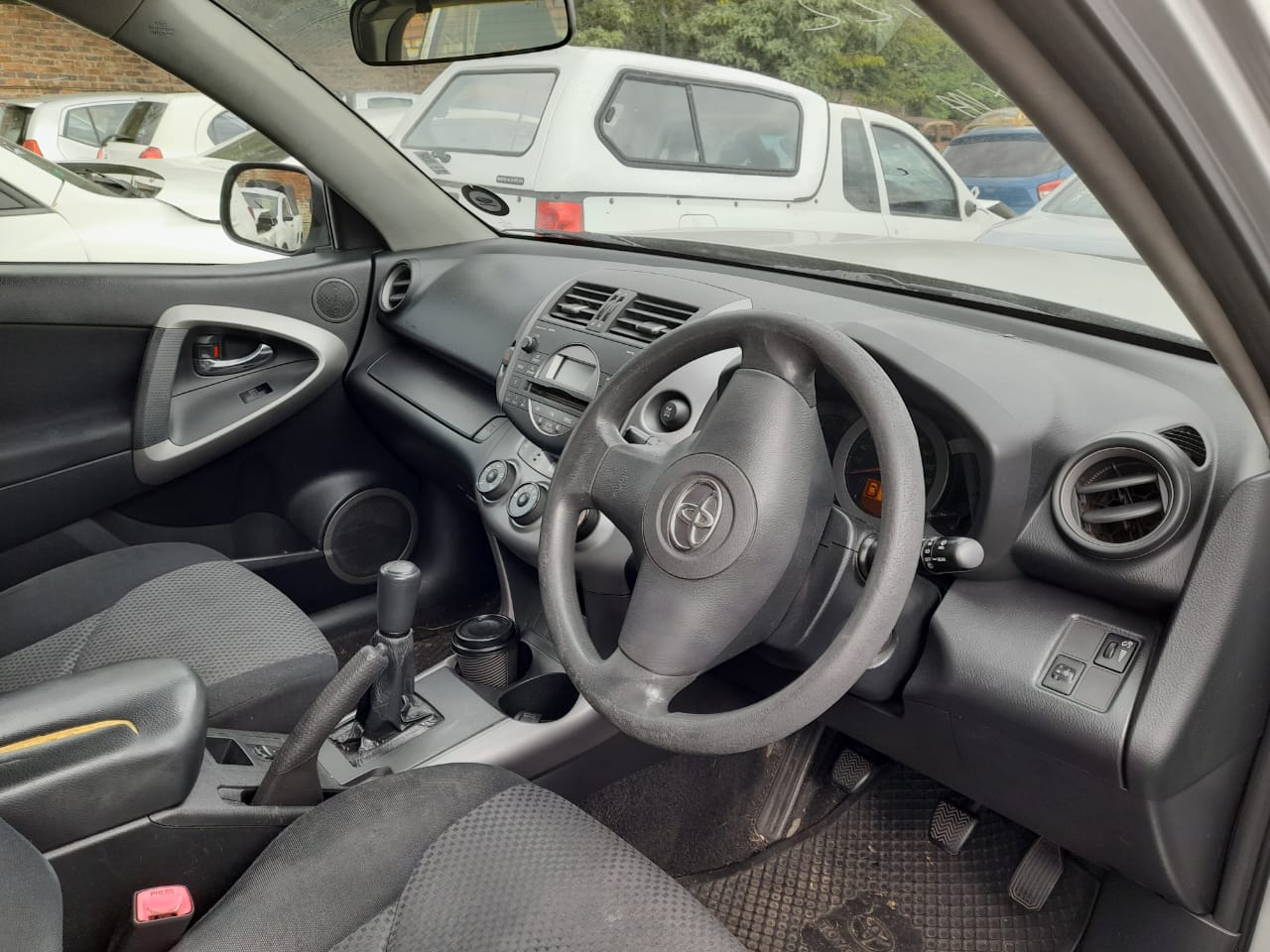 Toyota Rav 4 2006 model with 1AZ engine stripping for spares.  Code 2 - Private Seller