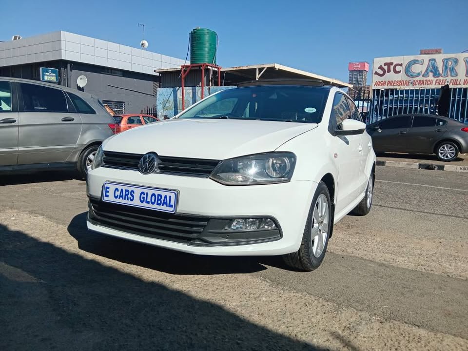 2013 VW Polo 6