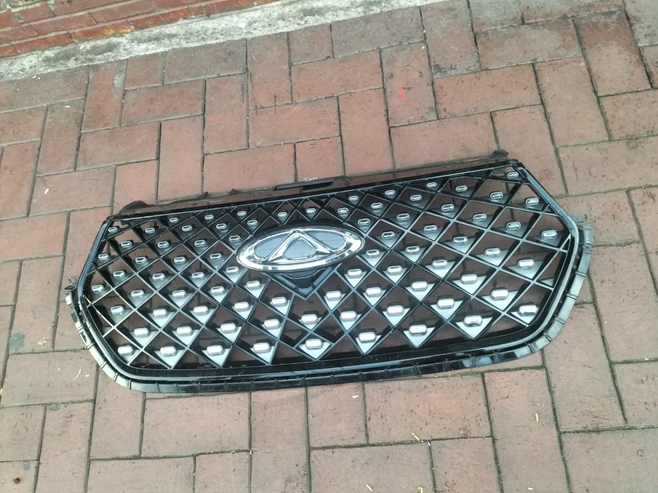 Chery tiggro 4 grill for Sale - Private Seller Chery tiggro 4 grill for Sale - Private Seller