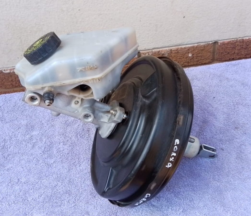 Opel Corsa Gamma C Tdci 1.7 Complete brake booster with cylinder - Private Seller Opel Corsa Gamma C Tdci 1.7 Complete brake booster with cylinder - Private Seller