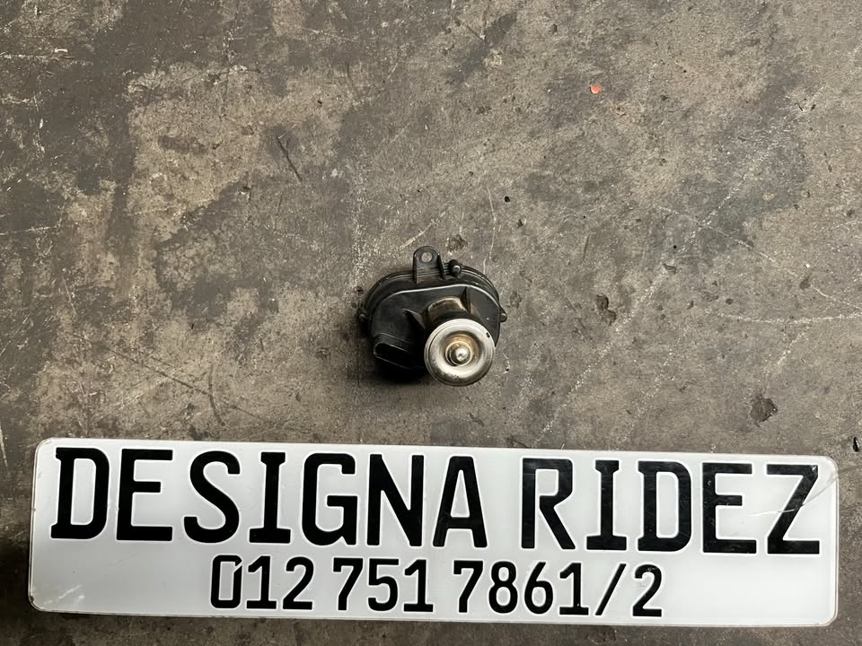 BMW E84 X1 N47 INTAKE MANIFOLD SWIRL FLAP ACTUATOR AVAILABLE. - Private Seller BMW E84 X1 N47 INTAKE MANIFOLD SWIRL FLAP ACTUATOR AVAILABLE. - Private Seller