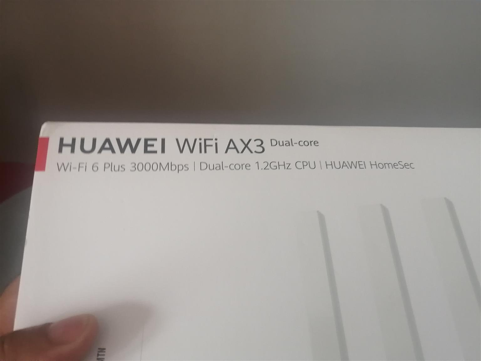 Hauwei Matebook D15 Laptop, Wifi AX3, 4G LTE router,  Headphones, Laptop carry b