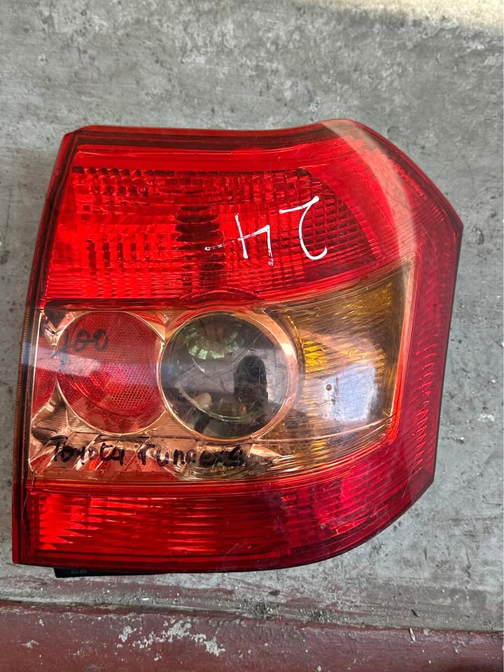 Toyota Corolla left-side facelift tail light (E120/E130 generation) or Toyota RunX m - Private Seller Toyota Corolla left-side facelift tail light (E120/E130 generation) or Toyota RunX m - Private Seller