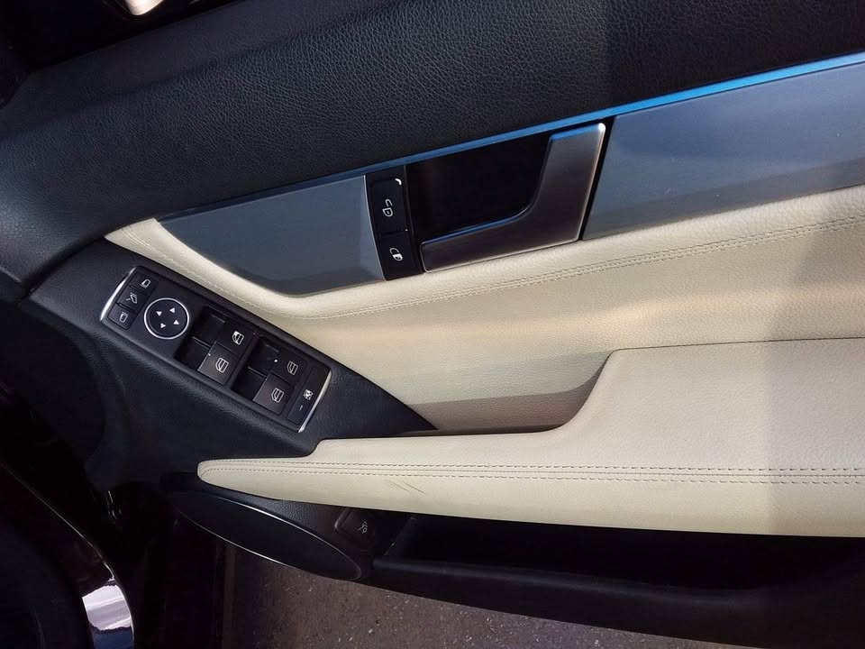 2012 Mercedes Benz C200 2012