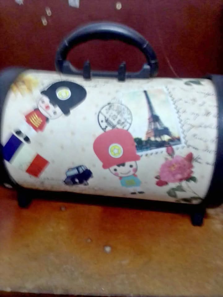 Towerfell Bluetooth Speaker. Working perfectly Towerfell Bluetooth Speaker. Working perfectly