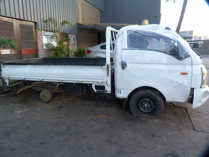 Hyundai H100 Bakkie Manual White - 2008 STRIPPING FOR SPARES - Private Seller Hyundai H100 Bakkie Manual White - 2008 STRIPPING FOR SPARES - Private Seller