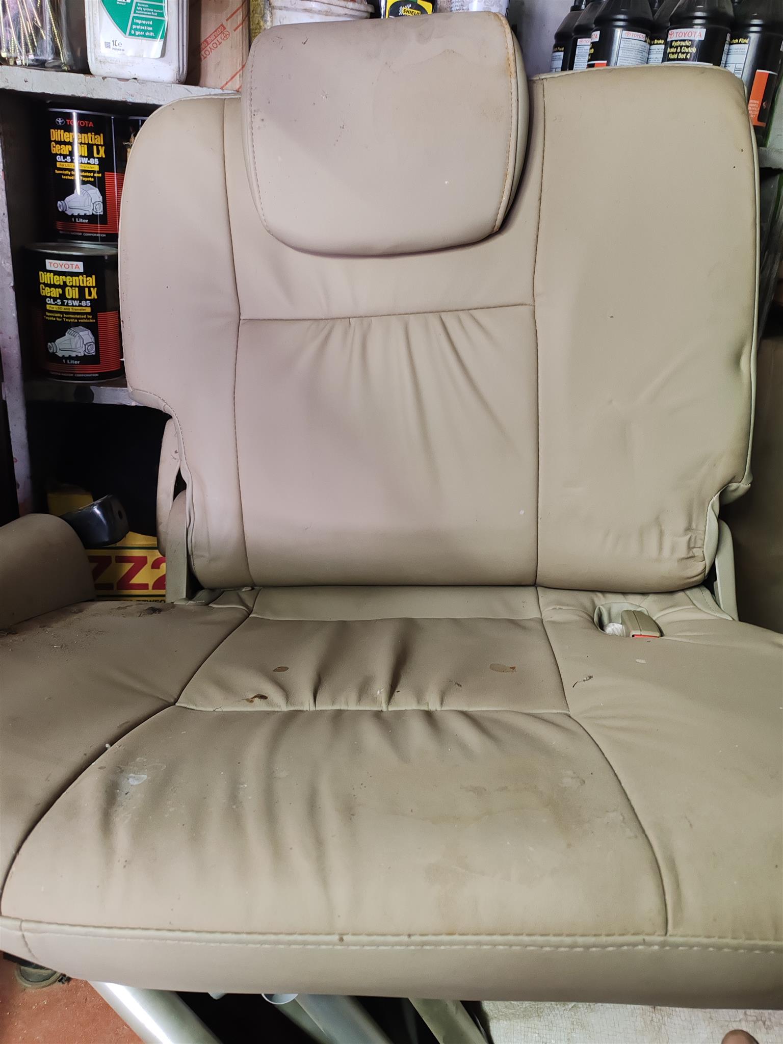 Toyota fortuner rear seats - Private Seller