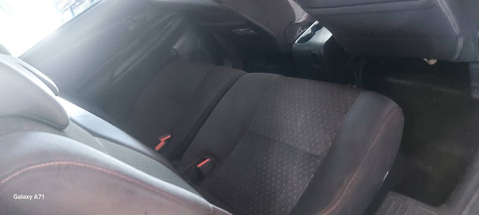 Toyota Avanza 1.5 Manual petrol 7seater