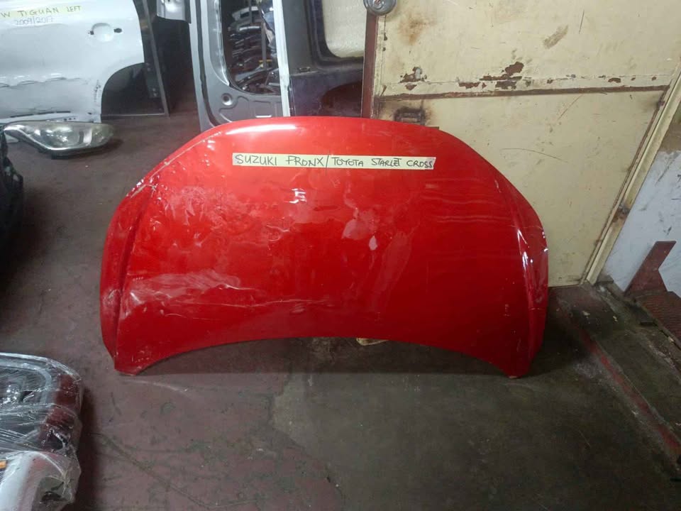 SUZUKI STARLETE CROSS BONNET - Private Seller SUZUKI STARLETE CROSS BONNET - Private Seller