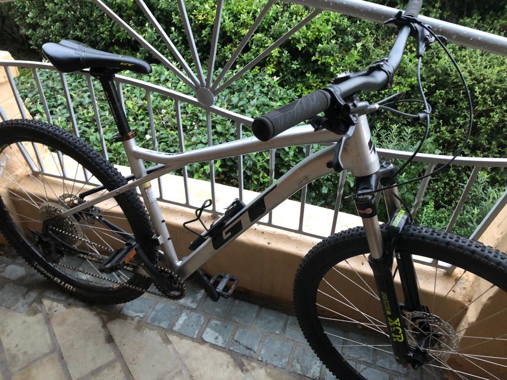 Gt avalanche comp cheap mountain bike 2021