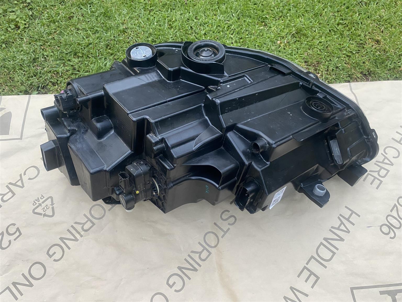 2024 VW POLO 9 SEDAN FULL LED HEADLIGHT RIGHT SIDE FOR SALE - Private Seller 2024 VW POLO 9 SEDAN FULL LED HEADLIGHT RIGHT SIDE FOR SALE - Private Seller
