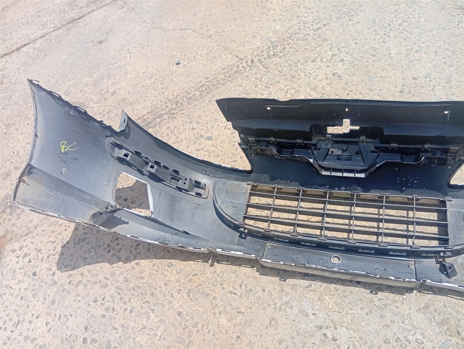 2004-2011 Peugeot 407 bumper - Private Seller 2004-2011 Peugeot 407 bumper - Private Seller
