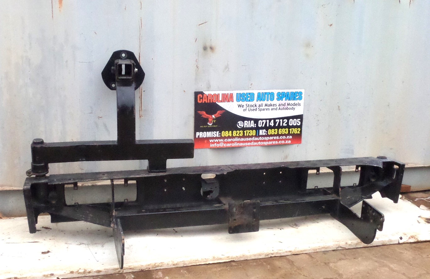 Toyota Land Cruiser 75 series rear/back bumper and towbar - Private Seller Toyota Land Cruiser 75 series rear/back bumper and towbar - Private Seller