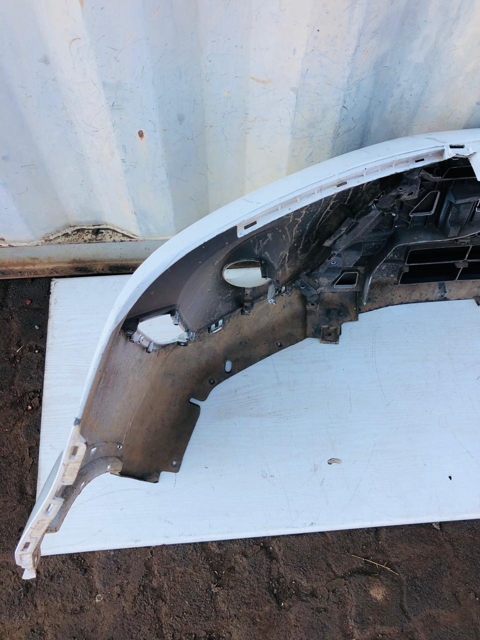 Suzuki Vitara front bumper with spoiler (restored) - Private Seller Suzuki Vitara front bumper with spoiler (restored) - Private Seller
