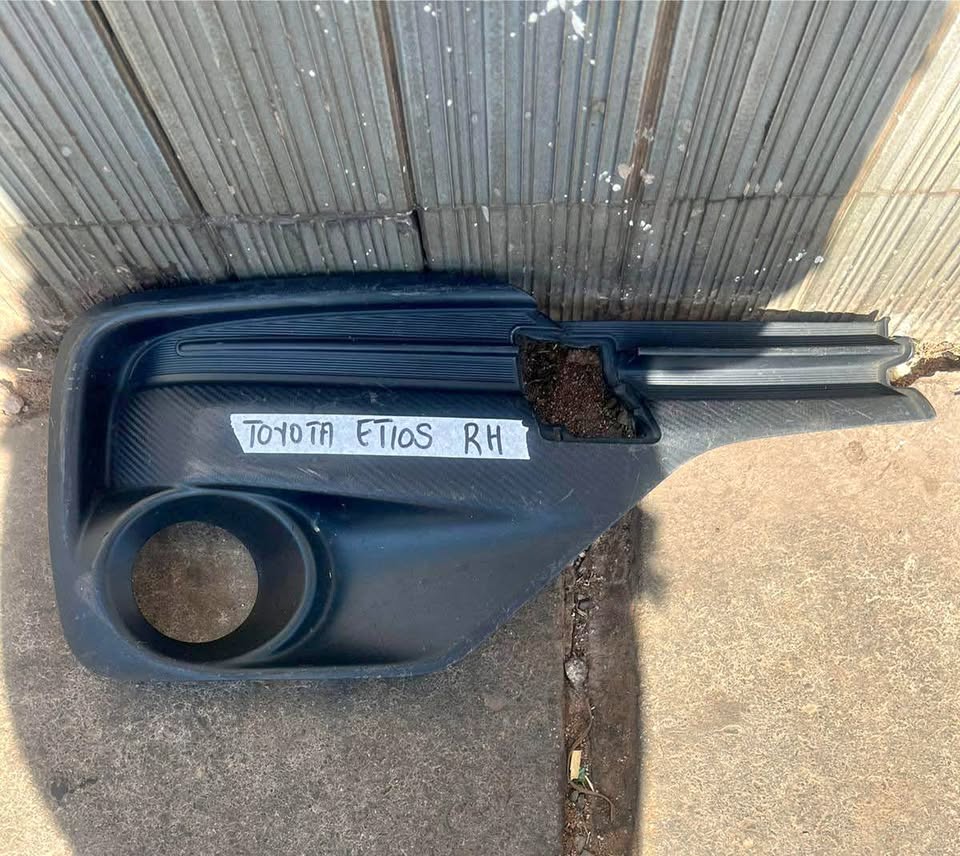 Toyota Etios fog light cover - Private Seller Toyota Etios fog light cover - Private Seller