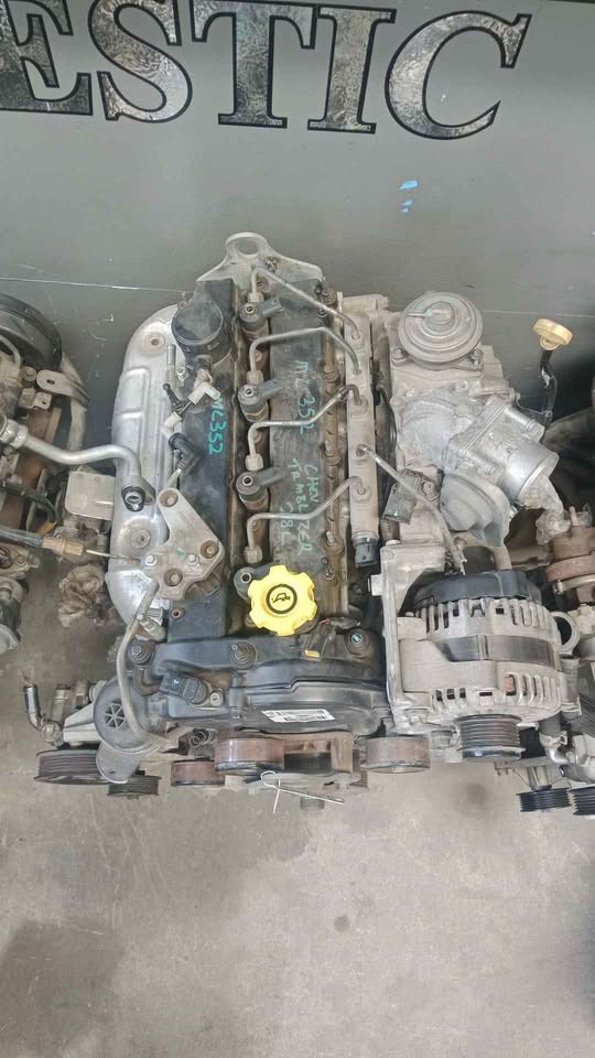 Trailblazer 2.8 Engine Head block and sump - Private Seller Trailblazer 2.8 Engine Head block and sump - Private Seller