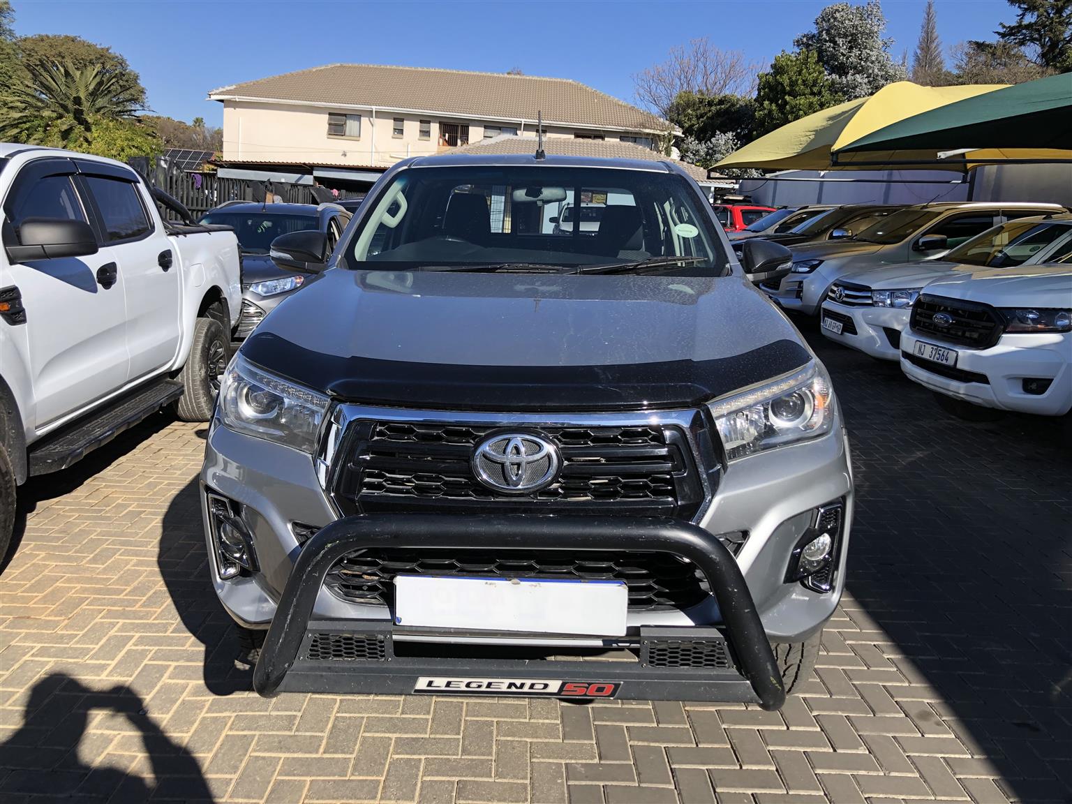 Used 2019 Toyota Hilux 2.4GD-6 Xtra cab Raider manual - Private Seller Used 2019 Toyota Hilux 2.4GD-6 Xtra cab Raider manual - Private Seller