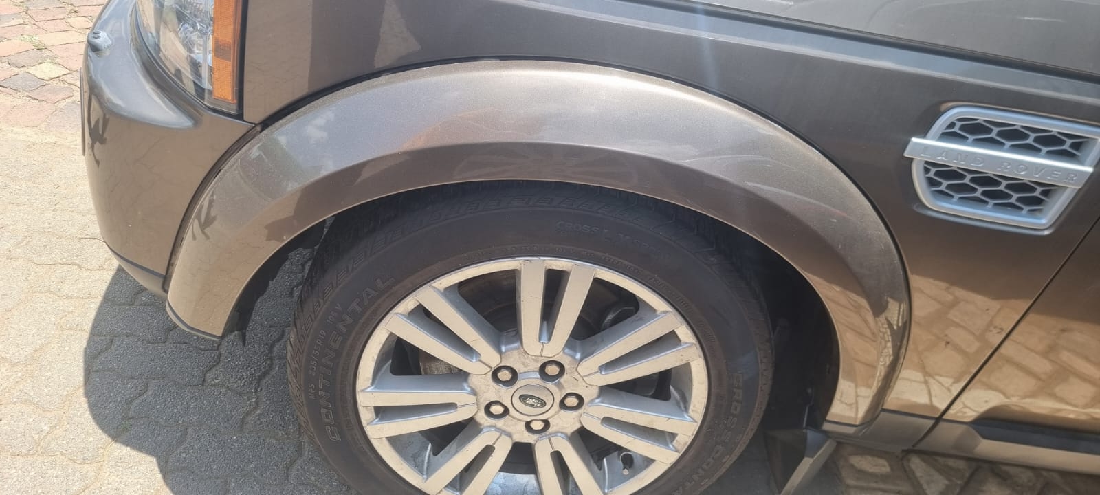 2012 Discovery 4 3.0l TDV6 SE Wheel Arc for sale 2012 Discovery 4 3.0l TDV6 SE Wheel Arc for sale